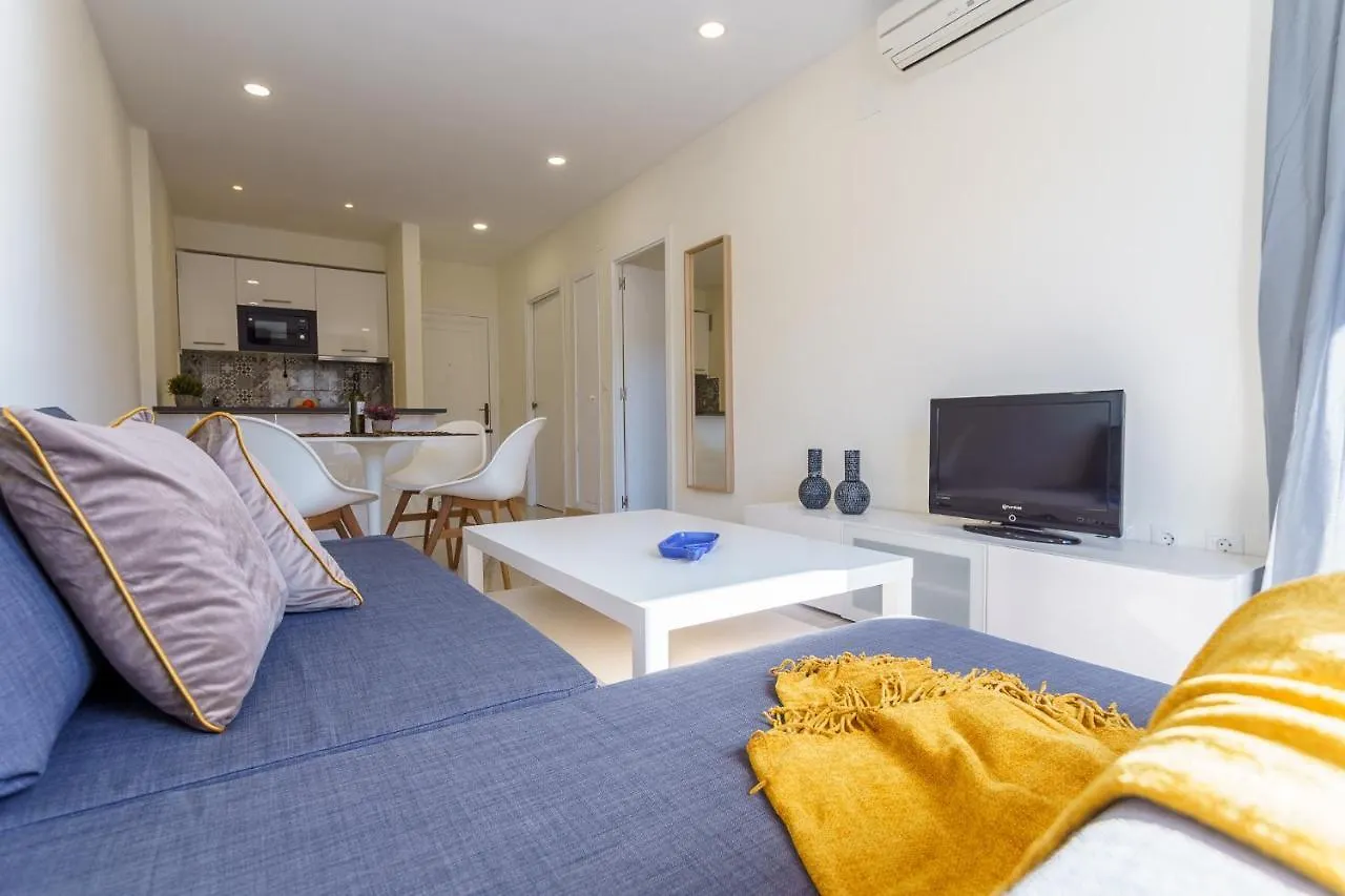 Malagasuite Cozy Apartment In Fuengirola