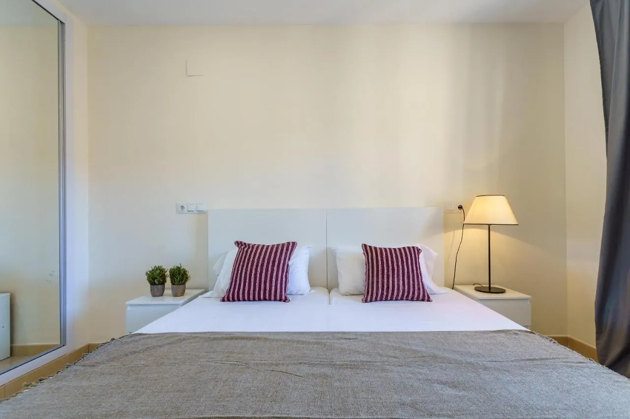 Malagasuite Cozy Apartment In Fuengirola