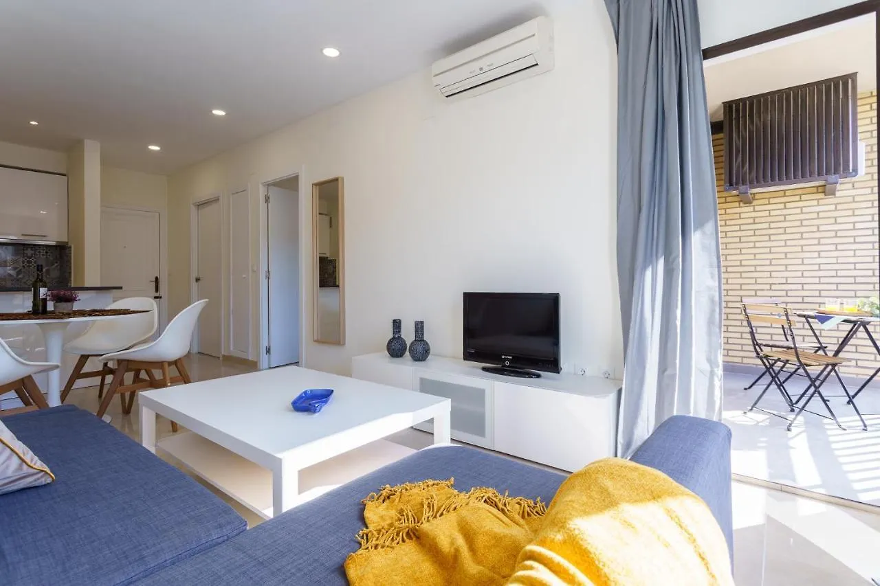 Malagasuite Cozy Apartment In Fuengirola
